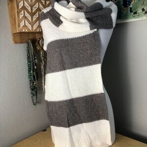 SPLENDID Wool Blend Scarf